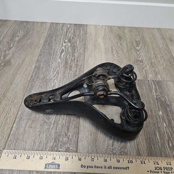 Mongoose Vintage Viscount Saddle Bicycle Seat Black Bike Unisex - Picture 7 of 9